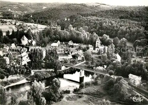 AK / Ansichtskarte Saint Leon sur Vezere Vue aerienne Le Pont Saint Leon sur Vezere