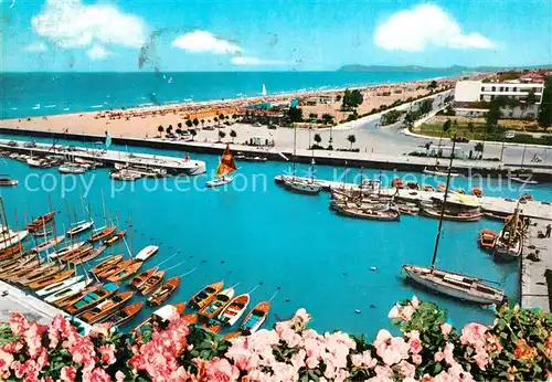 AK / Ansichtskarte Riccione Binnenhafen und Promenade Riccione