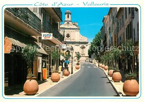 AK / Ansichtskarte Vallauris Centre mondial de Poteries et de Ceramiques d Art Avenue Georges Clemenceau Eglise Vallauris