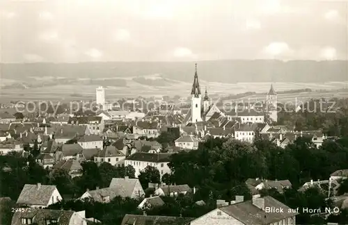 AK / Ansichtskarte Horn_Niederoesterreich Stadtpanorama mit Kirche Horn_Niederoesterreich