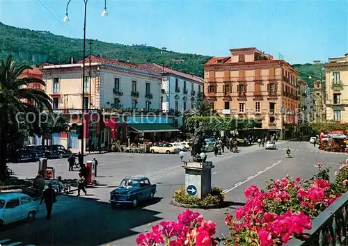 AK / Ansichtskarte Sorrento_Campania Piazza Torquato Tasso Monumento Sorrento Campania