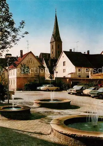 AK / Ansichtskarte Saulgau Innenstadt Brunnen Blick zur Kirche Saulgau