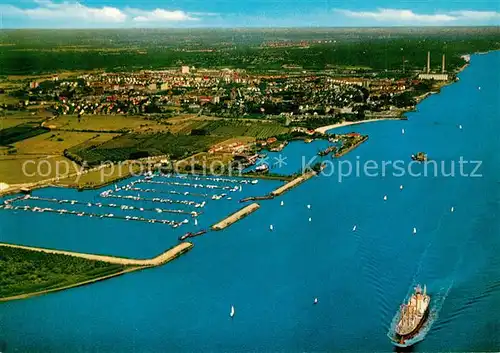 AK / Ansichtskarte Wedel_Pinneberg Hafen Fliegeraufnahme Wedel Pinneberg