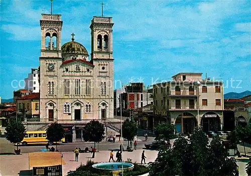 AK / Ansichtskarte Tripoli_Nostra Piazza centrale Chiesa San Basilio Tripoli_Nostra