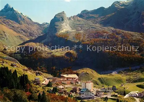 AK / Ansichtskarte Gourette Vue generale Pic Sanctus et le Pene Sarriere Gourette