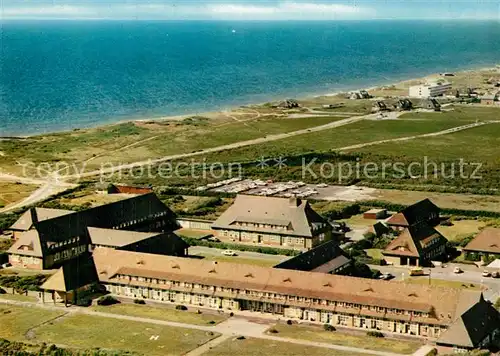 AK / Ansichtskarte Westerland_Sylt Nordseebad Nordseeklinik Fliegeraufnahme Westerland_Sylt