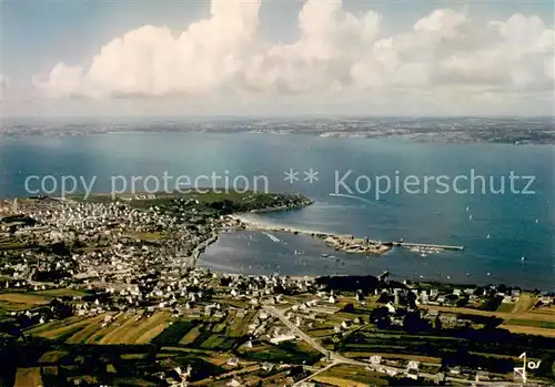 AK / Ansichtskarte Camaret sur Mer Vue generale prise d avion Camaret sur Mer