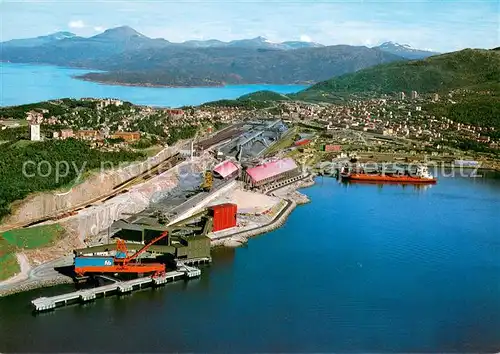 AK / Ansichtskarte Narvik Malmkaiene verden storste utskipningsanlegg for malm Narvik