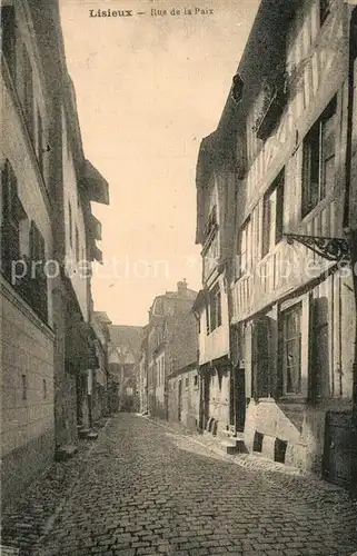 AK / Ansichtskarte Lisieux rue de la Paix Lisieux