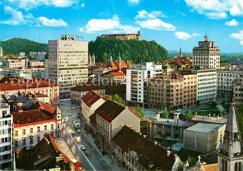 AK / Ansichtskarte Ljubljana_Laibach Stadtbild mit Blick zum Schloss 