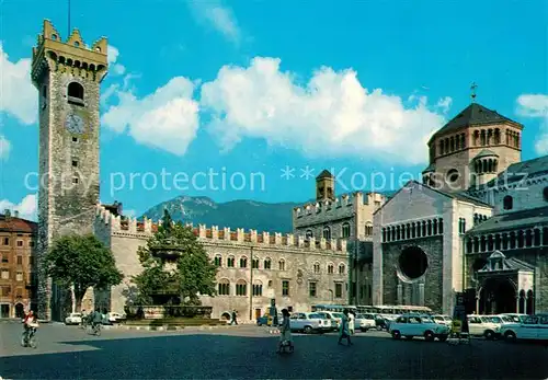 AK / Ansichtskarte Trento Piazza Duomo Trento