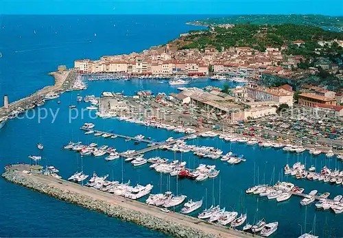 AK / Ansichtskarte Saint_Tropez_Var Le Port Vue generale aerienne Saint_Tropez_Var