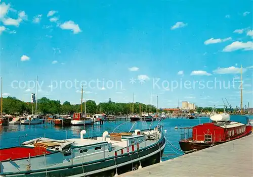 AK / Ansichtskarte Vaesteras Smabatshamnen Yachthafen Vaesteras