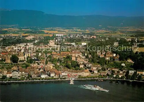 AK / Ansichtskarte Nyon_VD Les quais la ville et le Jura vue aerienne Nyon_VD