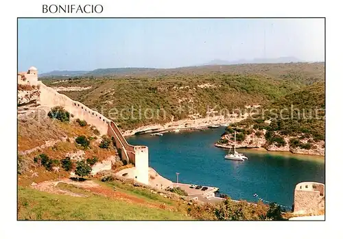 Bonifacio_Corse_du_Sud Entree de la marine et les remparts Bonifacio_Corse_du_Sud