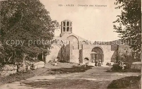 Arles_Bouches du Rhone Chapelle des Aliscamps Arles_Bouches du Rhone
