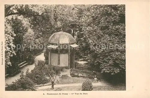 Paris Pensionnat de Passy vue du parc Kiosque Paris