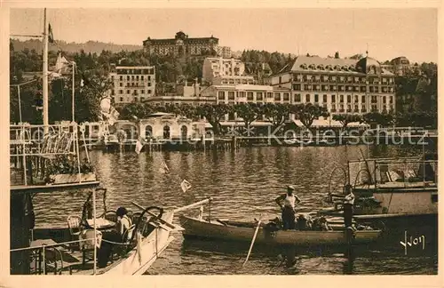 Evian les Bains_Haute_Savoie Le port et Royal Hotel Evian les Bains_Haute