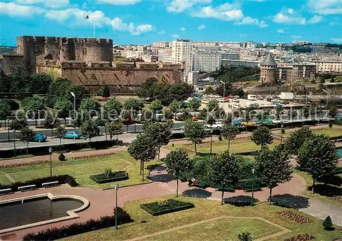 AK / Ansichtskarte Brest_Finistere Place du General de Gaulle et le chateau Brest_Finistere