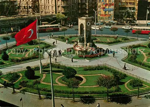 AK / Ansichtskarte Istanbul_Constantinopel Taksim Cumhuriyet Abidesi Istanbul_Constantinopel