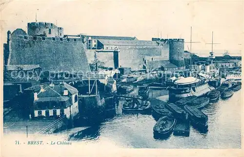 AK / Ansichtskarte Brest_Finistere Port et chateau Brest_Finistere