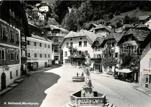 AK / Ansichtskarte Hallstatt_Salzkammergut Marktplatz Hallstatt_Salzkammergut