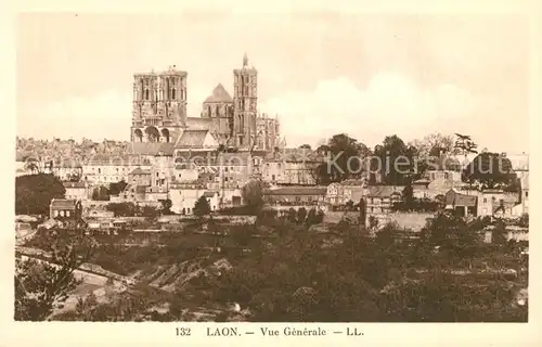 AK / Ansichtskarte Laon_Aisne Vue generale et la cathedrale Laon_Aisne