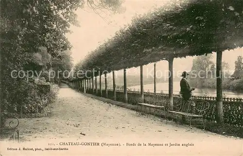 AK / Ansichtskarte Chateau Gontier Bords de la Mayenne et Jardin anglais Chateau Gontier