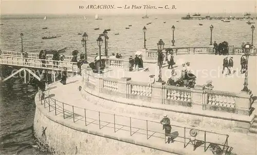 AK / Ansichtskarte Arcachon_Gironde La Place Thiers Arcachon Gironde