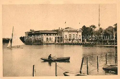 AK / Ansichtskarte Enghien les Bains Le Casino et le lac Enghien les Bains