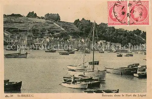 Saint Brieuc_Cotes d_Armor Bateaux dans le Port du Legue Saint Brieuc_Cotes d