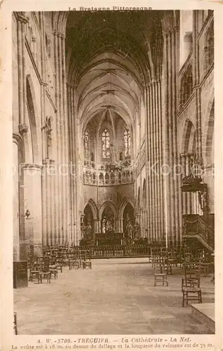 Treguier_Cotes_d_Armor La Cathedrale La Nef Treguier_Cotes_d_Armor