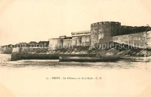 Brest_Finistere Chateau vu de la rade Brest_Finistere