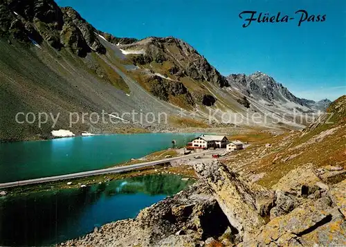 Flueelapass Hospiz mit Schwarzsee und Schottensee Flueelapass