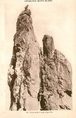 AK / Ansichtskarte Bergsteigen_Klettern Chamonix Mont Blanc Escalade d une aiguille  