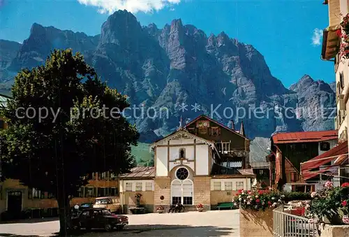 Leukerbad Dorfplatz mit Leesh?rner Leukerbad