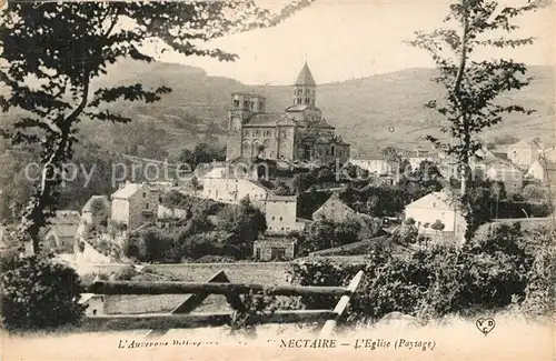 AK / Ansichtskarte Saint Nectaire_Puy_de_Dome Vue panoramique Eglise Paysage Saint Nectaire_Puy