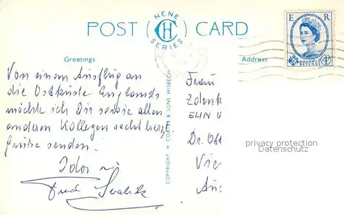 AK / Ansichtskarte Clacton on Sea Panorama Cliffs Beach Cats Clacton on Sea