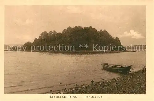 Lac_des_Settons Une des iles Lac_des_Settons