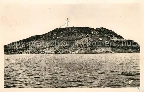 AK / Ansichtskarte Leuchtturm_Lighthouse Perros Guirec Trestraou Phare de l Ile aux Moines  