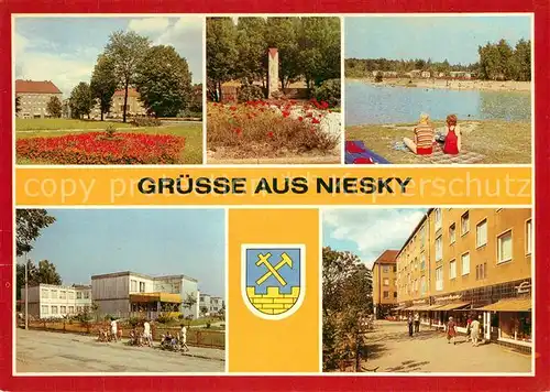 AK / Ansichtskarte Niesky Zinzendorfplatz Denkmal Naherholung Kinderkrippe Strasse der Befreiung Niesky