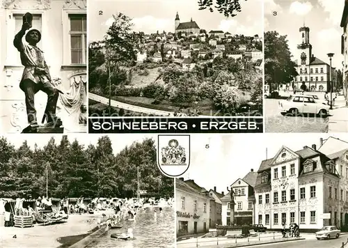 AK / Ansichtskarte Schneeberg_Erzgebirge Bergmannsbrunnen Teilansicht Rathaus Ernst Thaelmann Platz Strandbad Filzteich Ernst Schneller Platz Schneeberg Erzgebirge