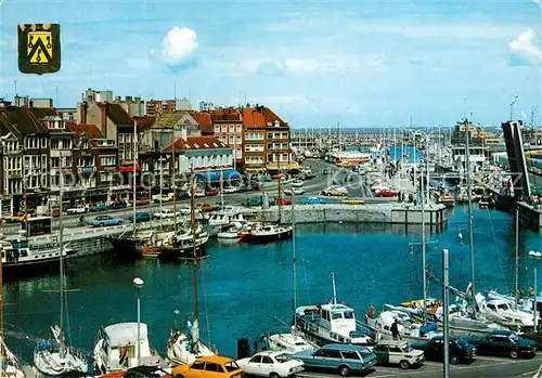 AK / Ansichtskarte Oostende_Ostende Zicht op yachthaven en sluis 
