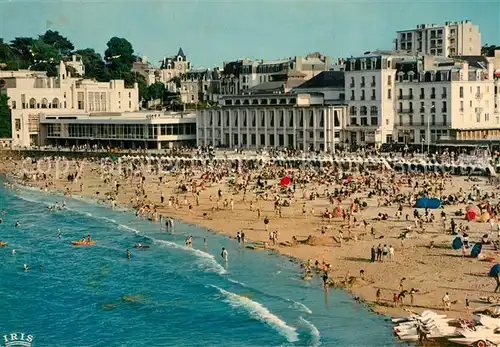 AK / Ansichtskarte Dinard_Ille_et_Vilaine_Bretagne La Plage de lEcluse vue densemble sur le Casino Municipal Dinard_Ille