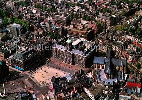 AK / Ansichtskarte Amsterdam_Niederlande Fliegeraufnahme met Kon Paleis en Nieuwe Kerk Amsterdam_Niederlande