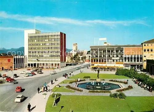 AK / Ansichtskarte Narvik Torvet med Radhuset Narvik