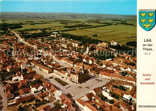 AK / Ansichtskarte Laa_Thaya Fliegeraufnahme Stadtmauer Wasserburg Pfarrhof Laa_Thaya