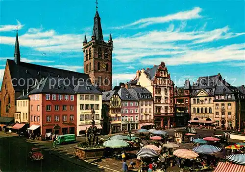Trier Hauptmarkt mit Petrusbrunnen und St Gangolph Trier