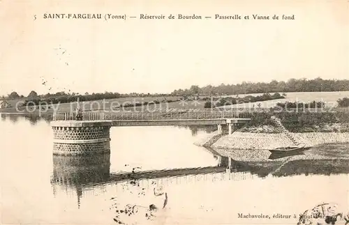 Saint Fargeau_Yonne Reservoir de Bourdon Passerelle et Vanne de fond Saint Fargeau Yonne