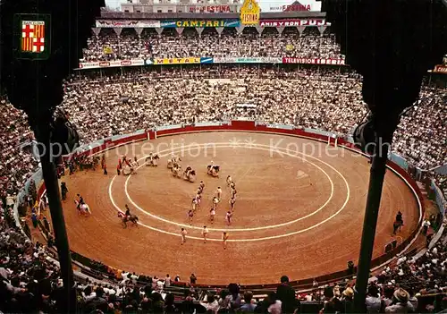 AK / Ansichtskarte Stierkampf Barcelona Piaza de Toros Ruedo 